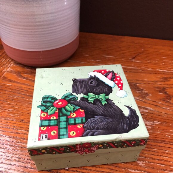Mary Engelbreit Scottie Christmas Scottish Terrier Ceramic Mini Plates - Picture 2 of 8